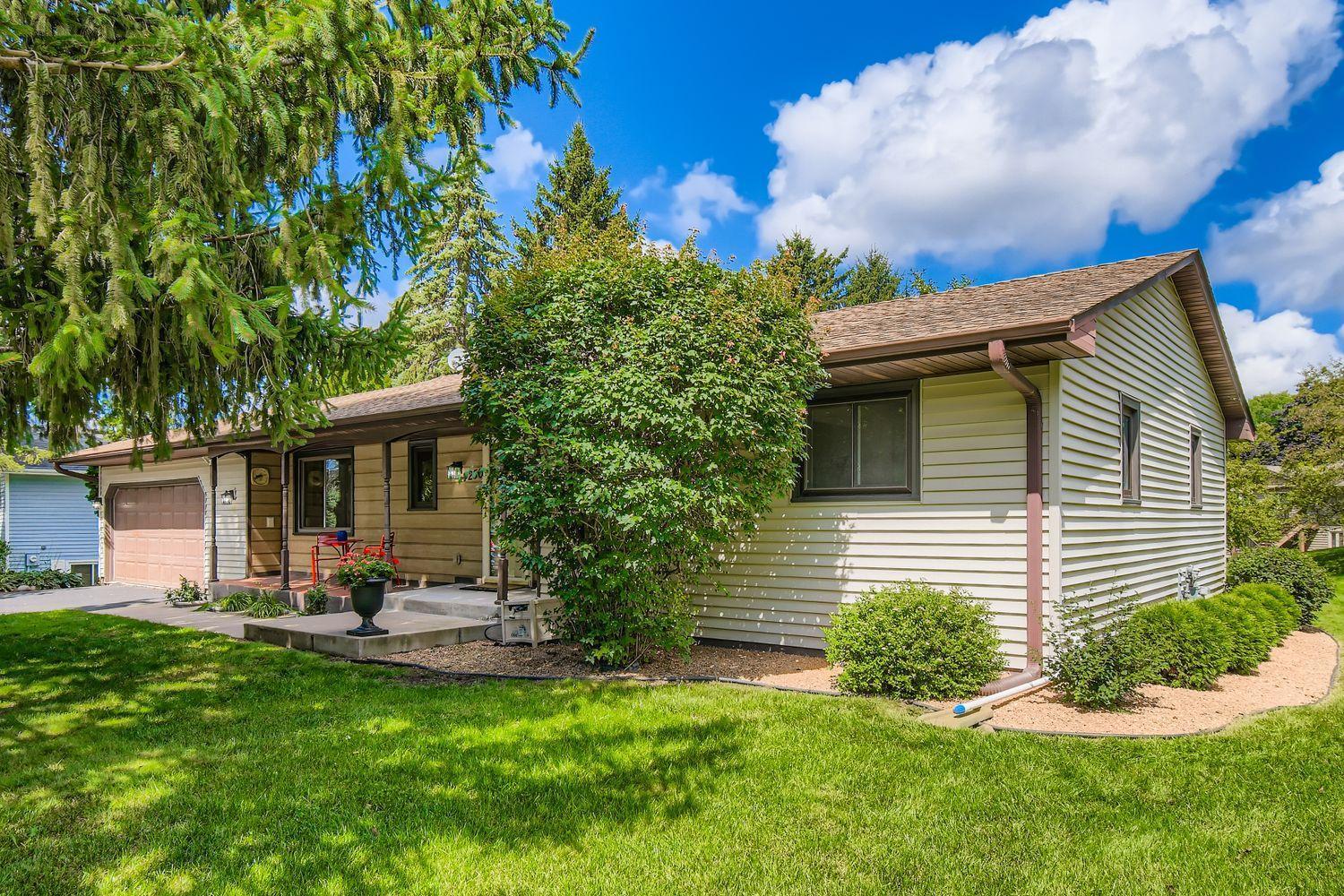 4250 Victoria Street N