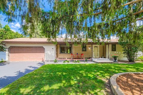 4250 Victoria Street N Shoreview MN 55126