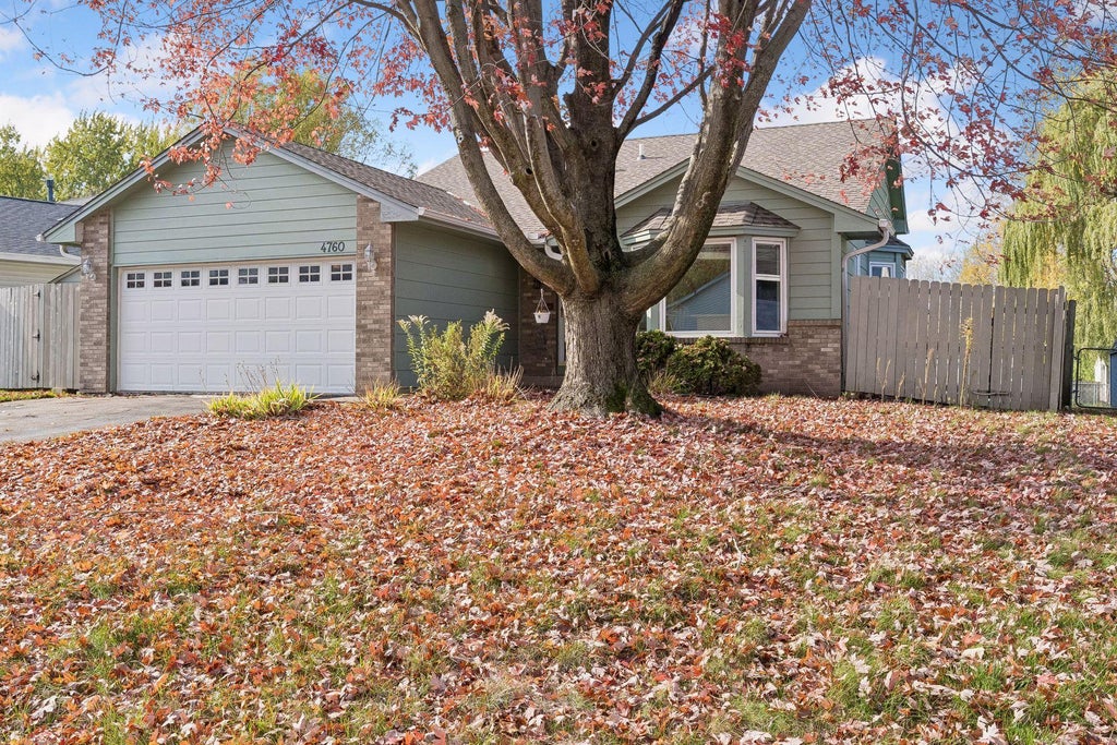 Photo of 4760 Heather Ridge Road N, Oakdale, MN 55128 (MLS # 7166978)