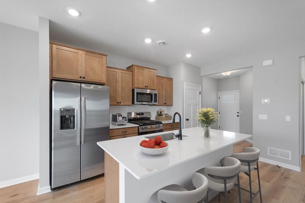 Photo of 1016 130th Court E, Rosemount, MN 55068 (MLS # 7006684)