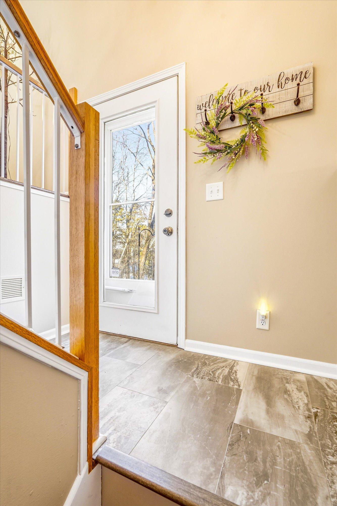 15085 Square Lake Trail N