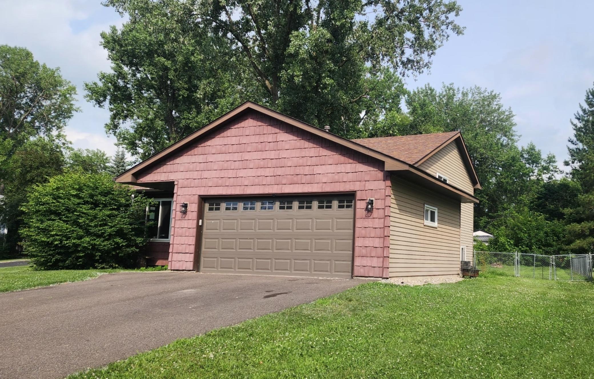 7236 Clear Ridge