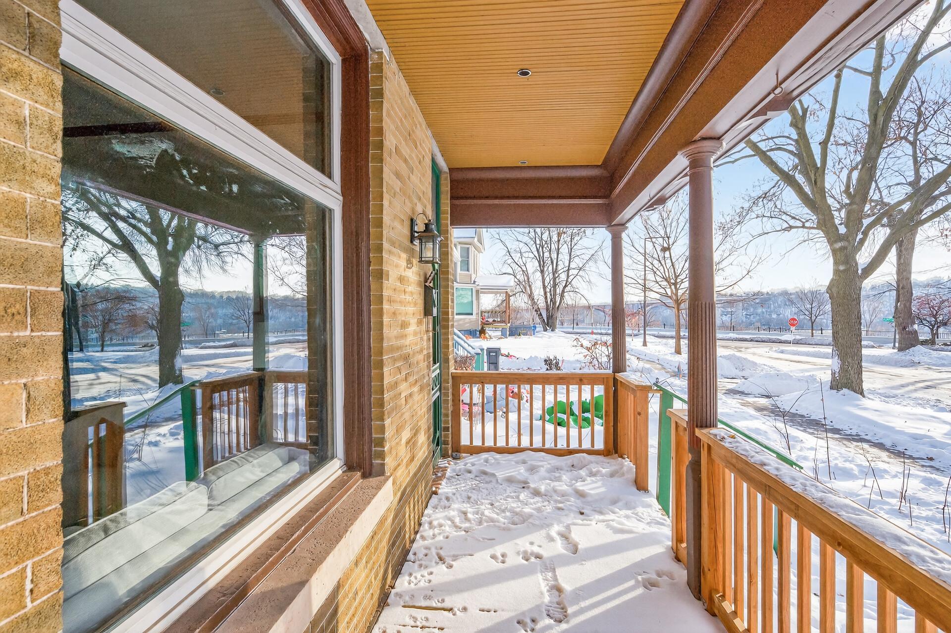 323 W Michigan Street