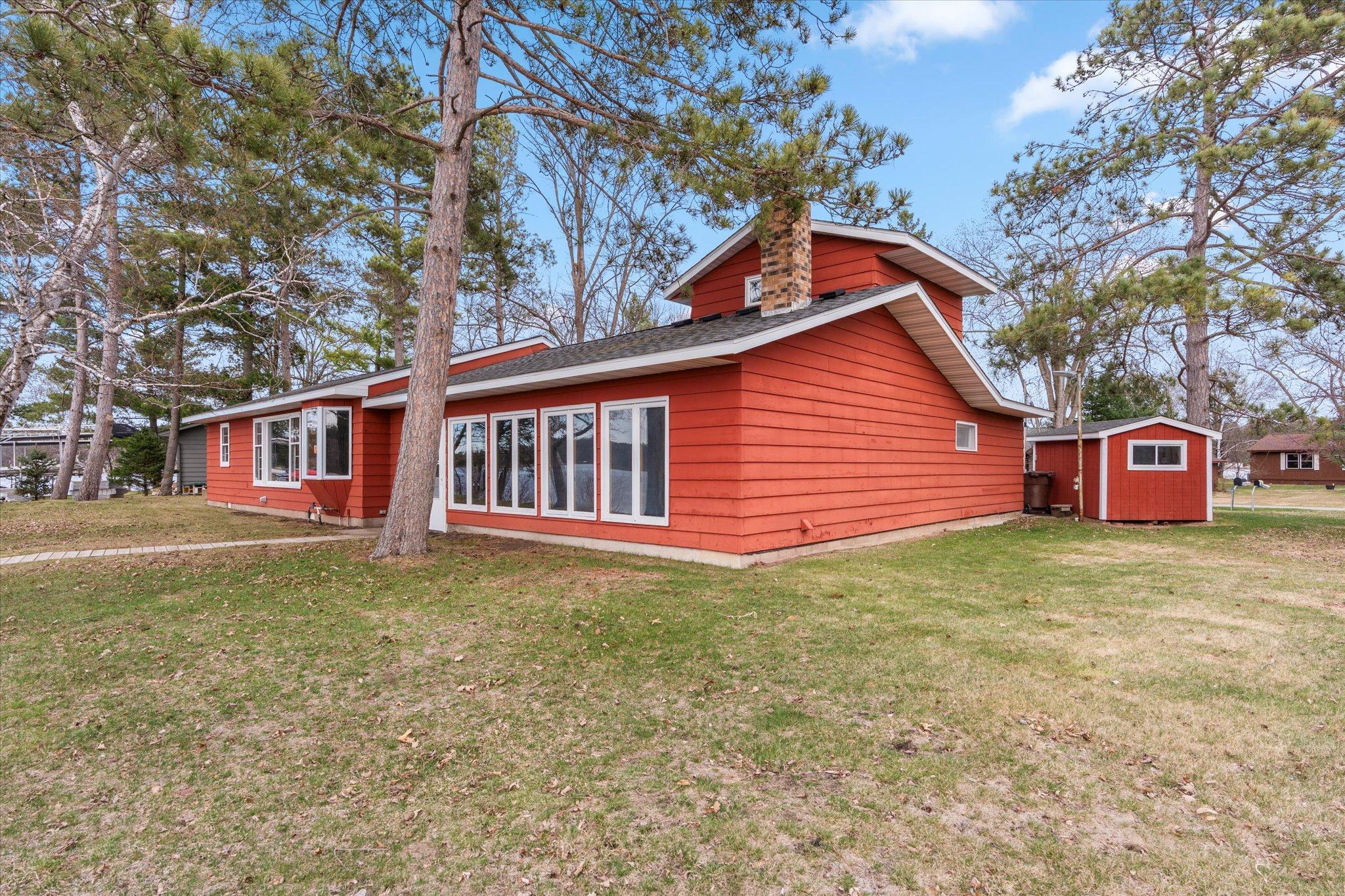 1128 Wienzel Point Road