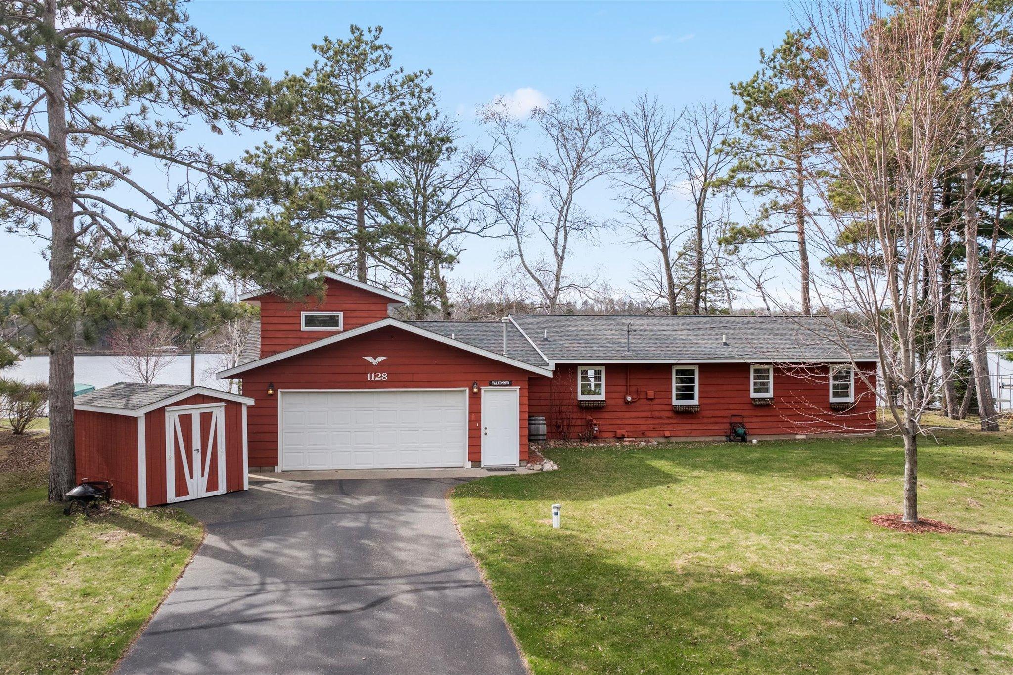 1128 Wienzel Point Road