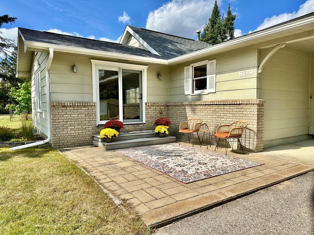 Photo of 809 Pine Street, Park Rapids, MN 56470 (MLS # 7007663)