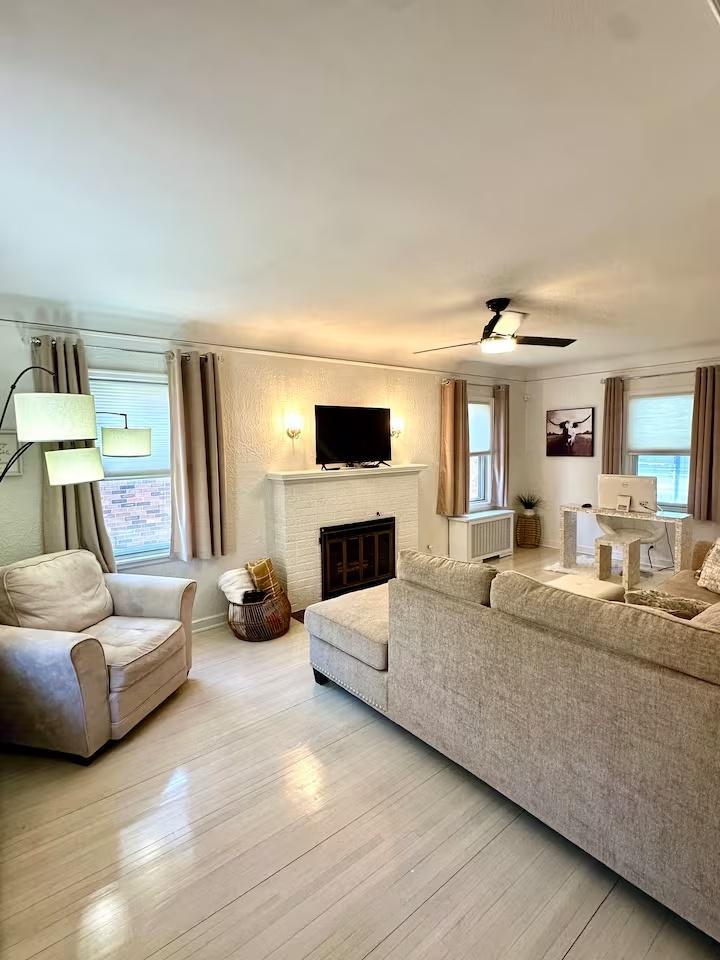 Photo of 966 Eleanor Avenue, Saint Paul, MN 55102 (MLS # 7142433)