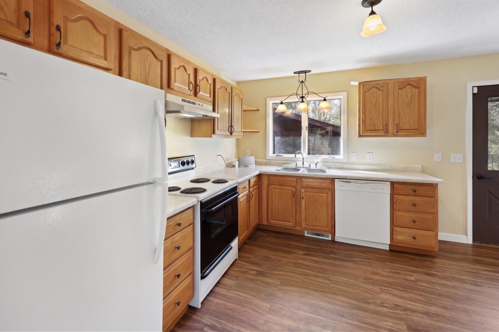 Photo of 1920 Cooper Hills Road, Saint Cloud, MN 56301 (MLS # 7165228)