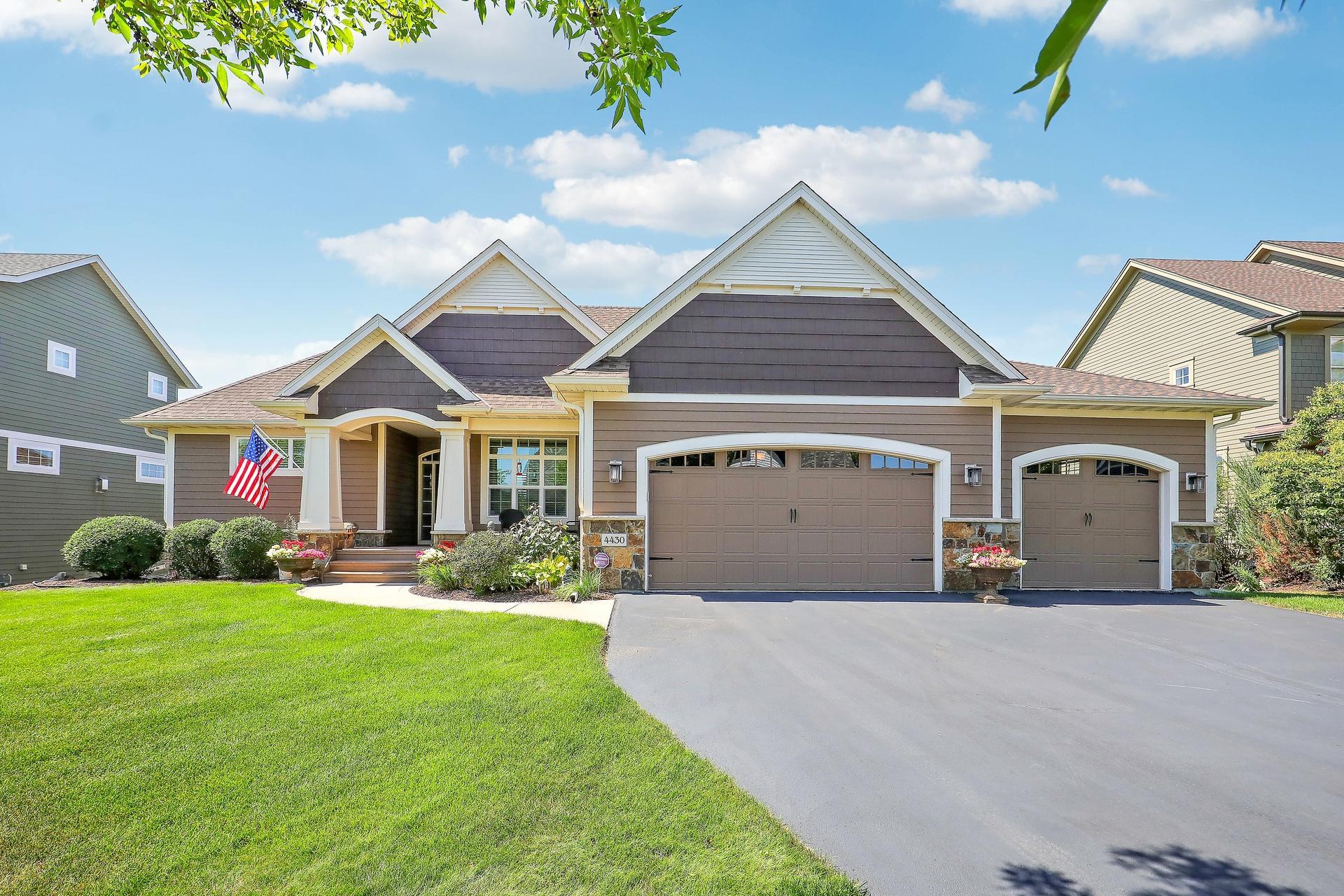 4430 Bluebell Trail S