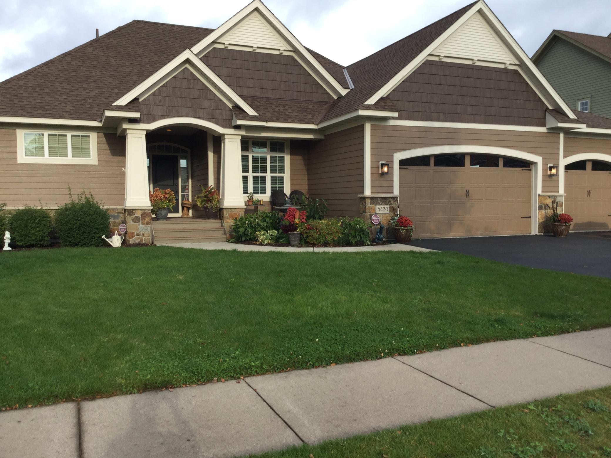 4430 Bluebell Trail S