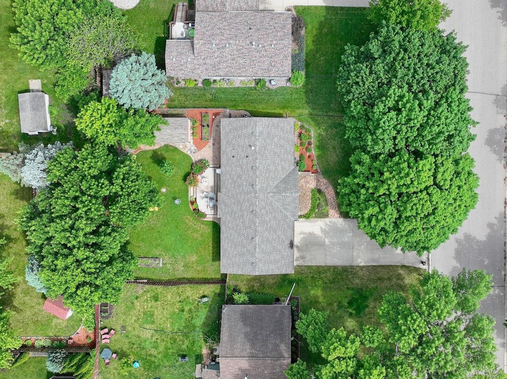 Photo of 492 Shady Ridge Road NW, Hutchinson, MN 55350 (MLS # 7105767)