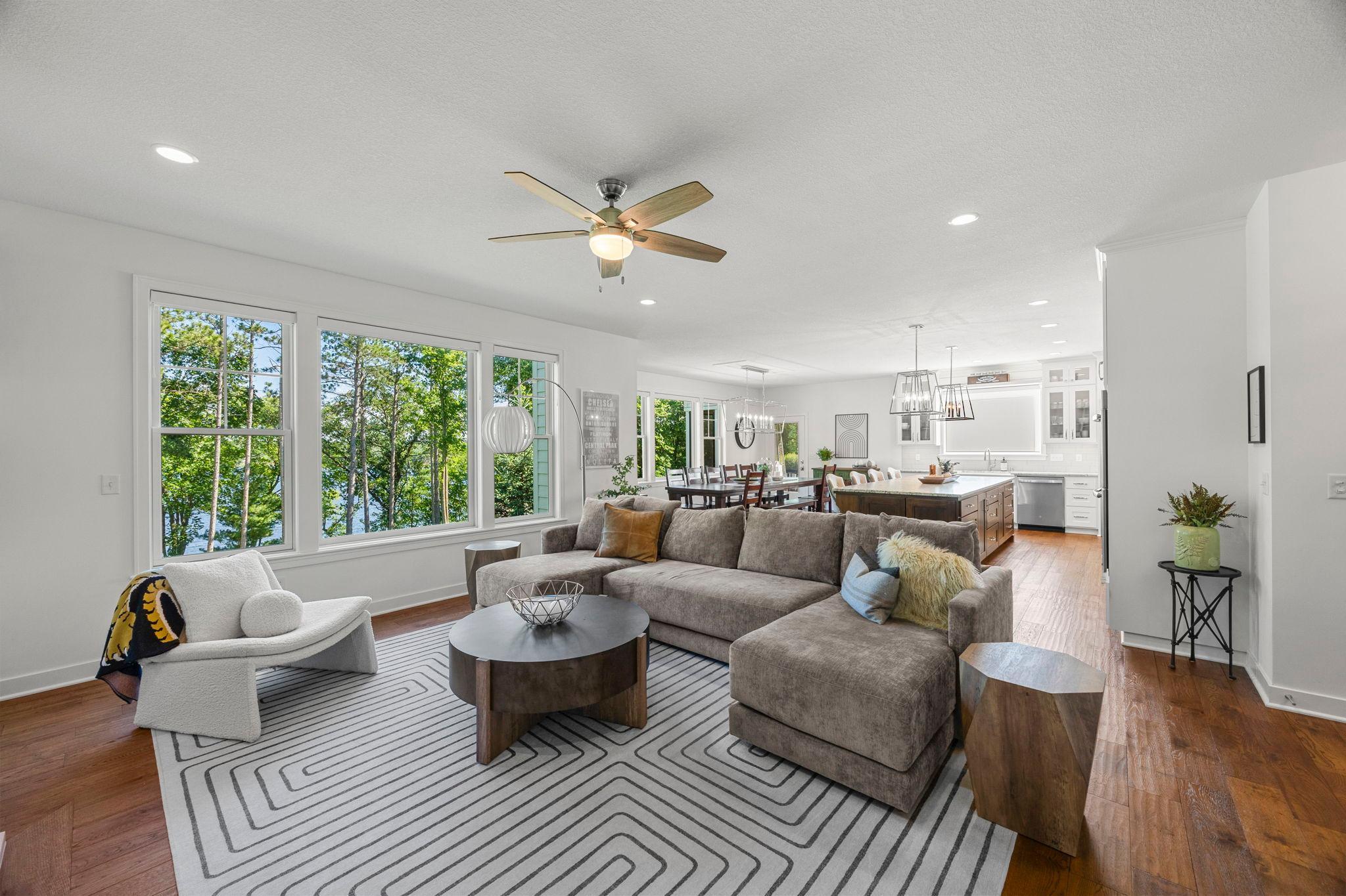 2522 Woods Drive