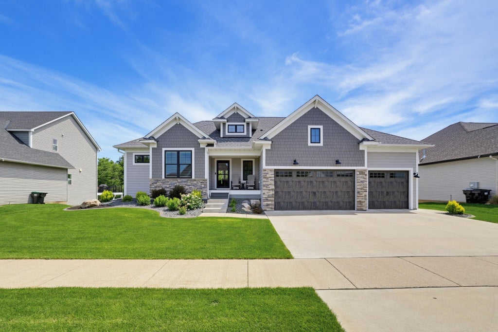 Photo of 977 Pheasant Run S, Lino Lakes, MN 55014 (MLS # 7093555)