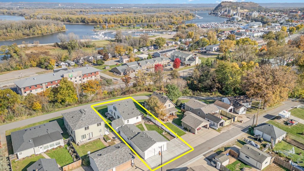 Photo of 1815 Grandview Avenue, Red Wing, MN 55066 (MLS # 6822657)