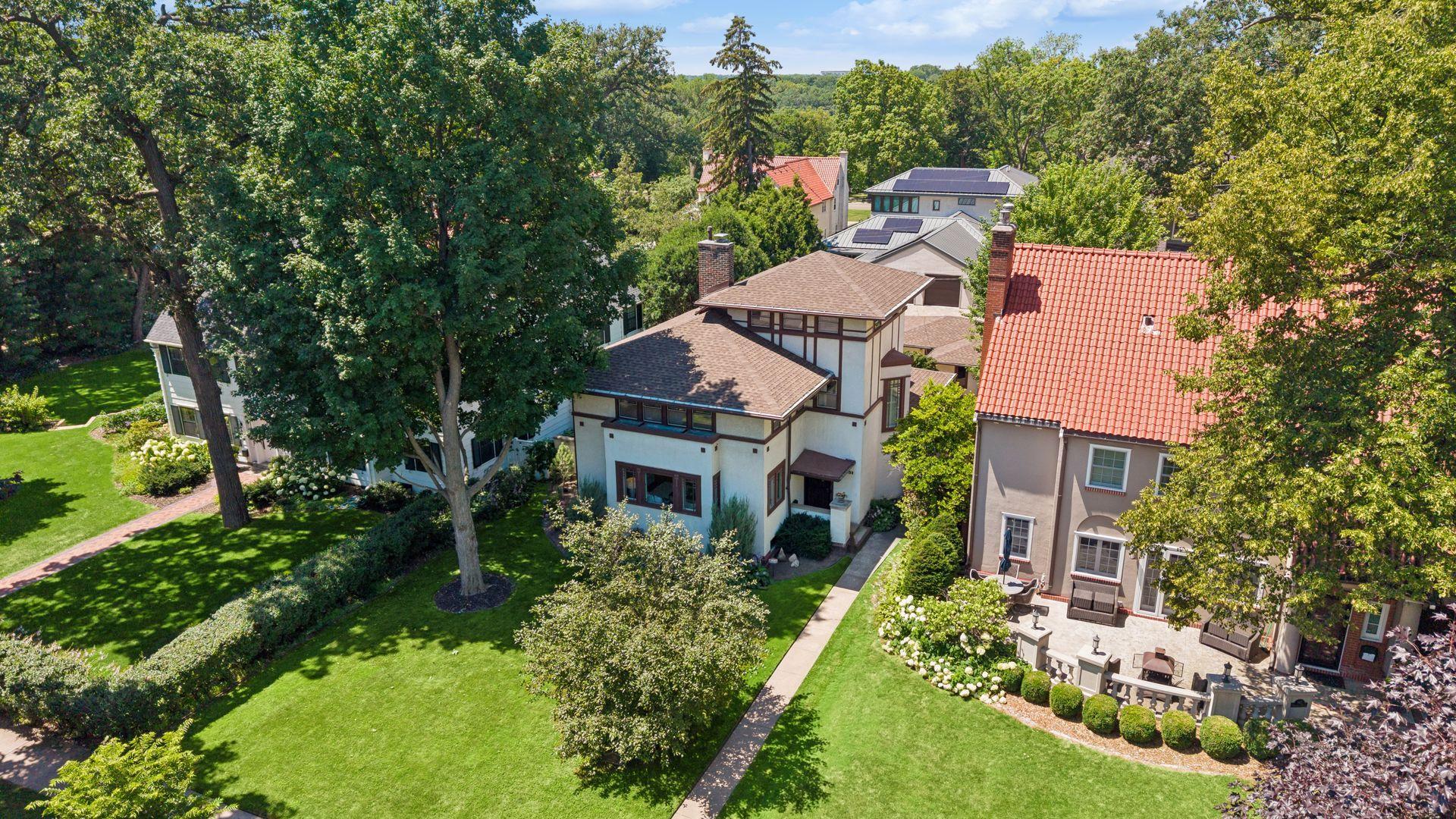 151 Woodlawn Avenue
