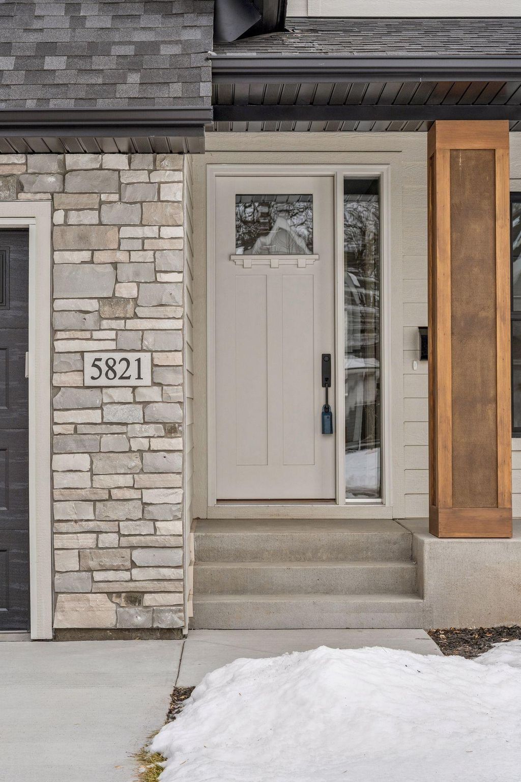 Photo of 5821 Ashcroft Avenue, Edina, MN 55424 (MLS # 7034002)