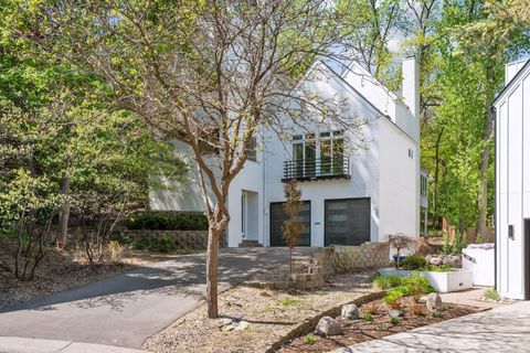1604 Northrop Lane Minneapolis MN 55403