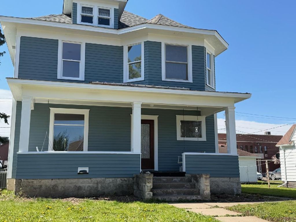 Photo of 615 1st Street, Kenyon, MN 55946 (MLS # 7072628)