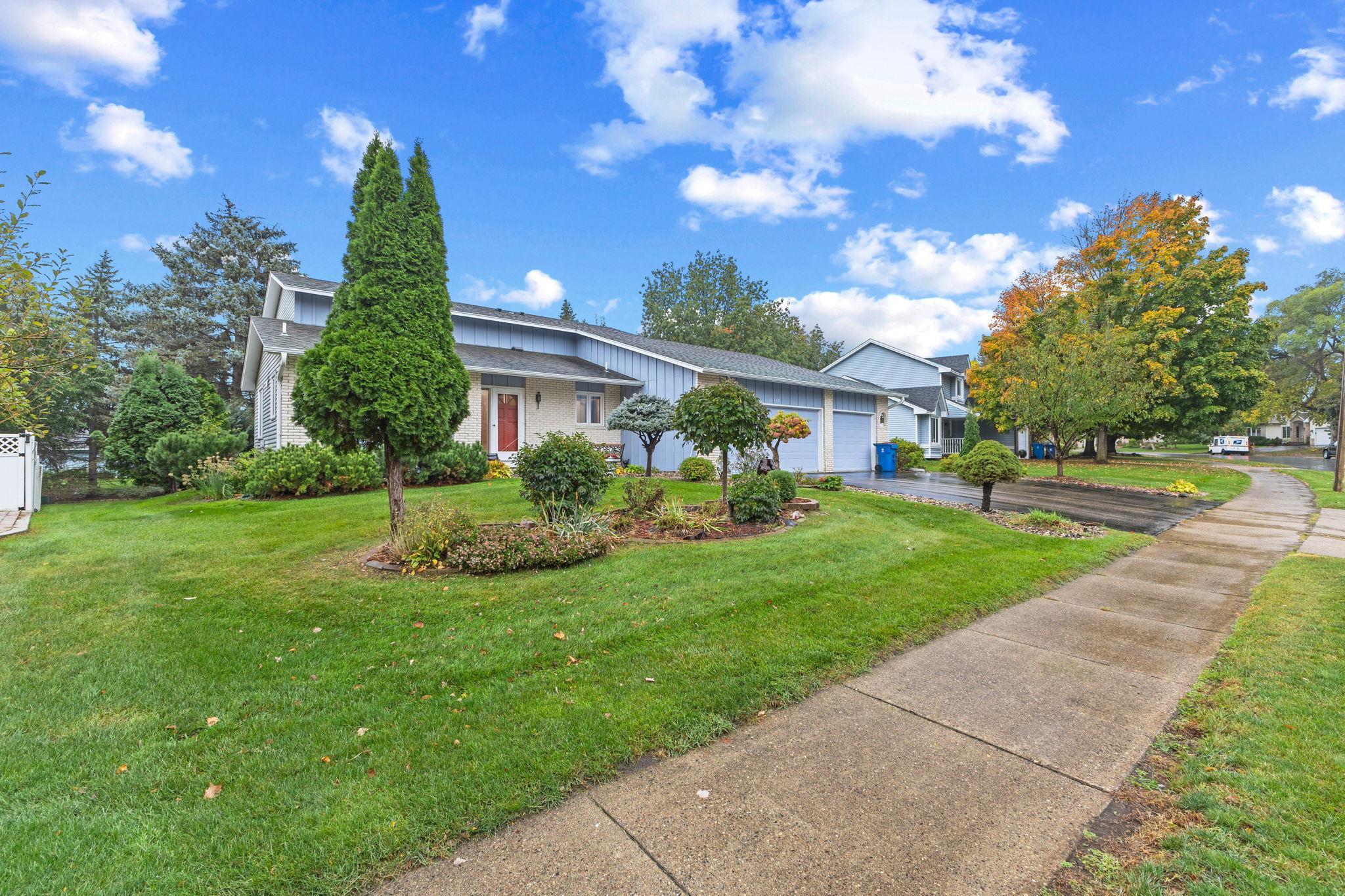 11159 Sumter Avenue S