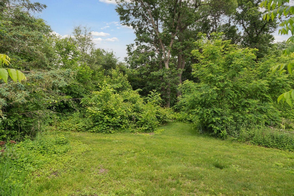 Photo of 2705 Hillview Road, Mounds View, MN 55112 (MLS # 7099202)