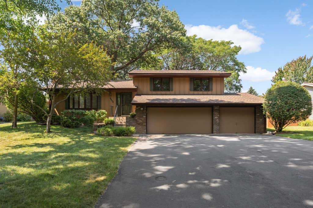 Photo of 4695 Kent Street, Shoreview, MN 55126 (MLS # 7116377)