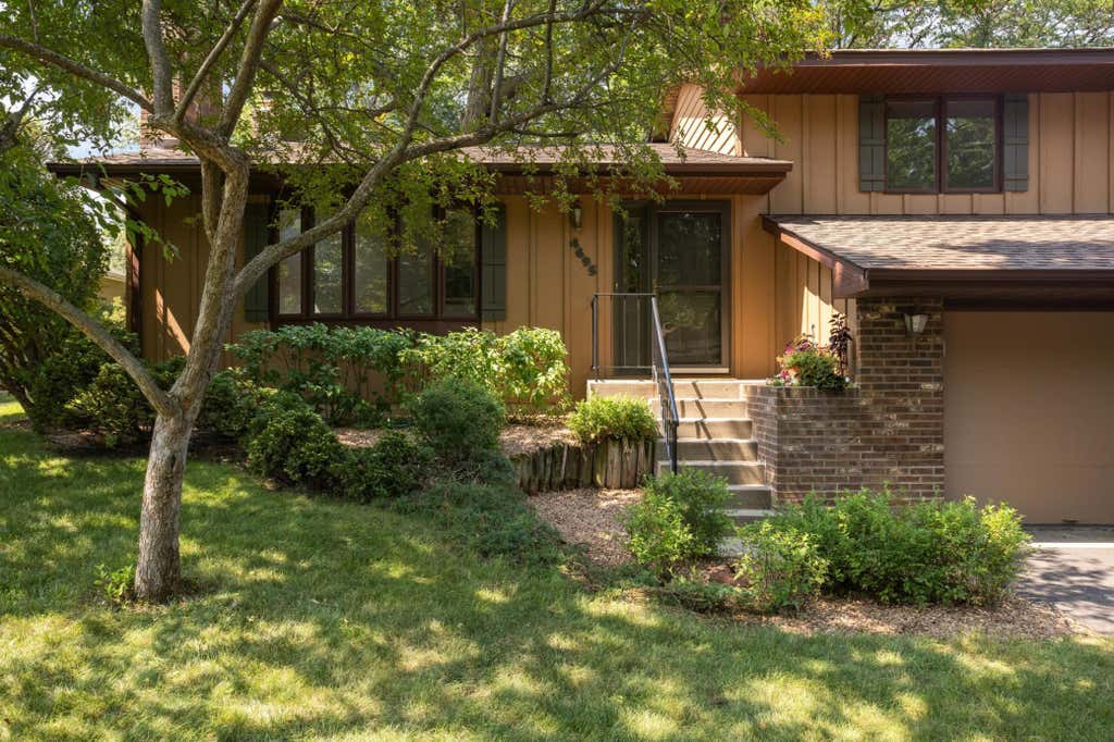 Photo of 4695 Kent Street, Shoreview, MN 55126 (MLS # 7116377)