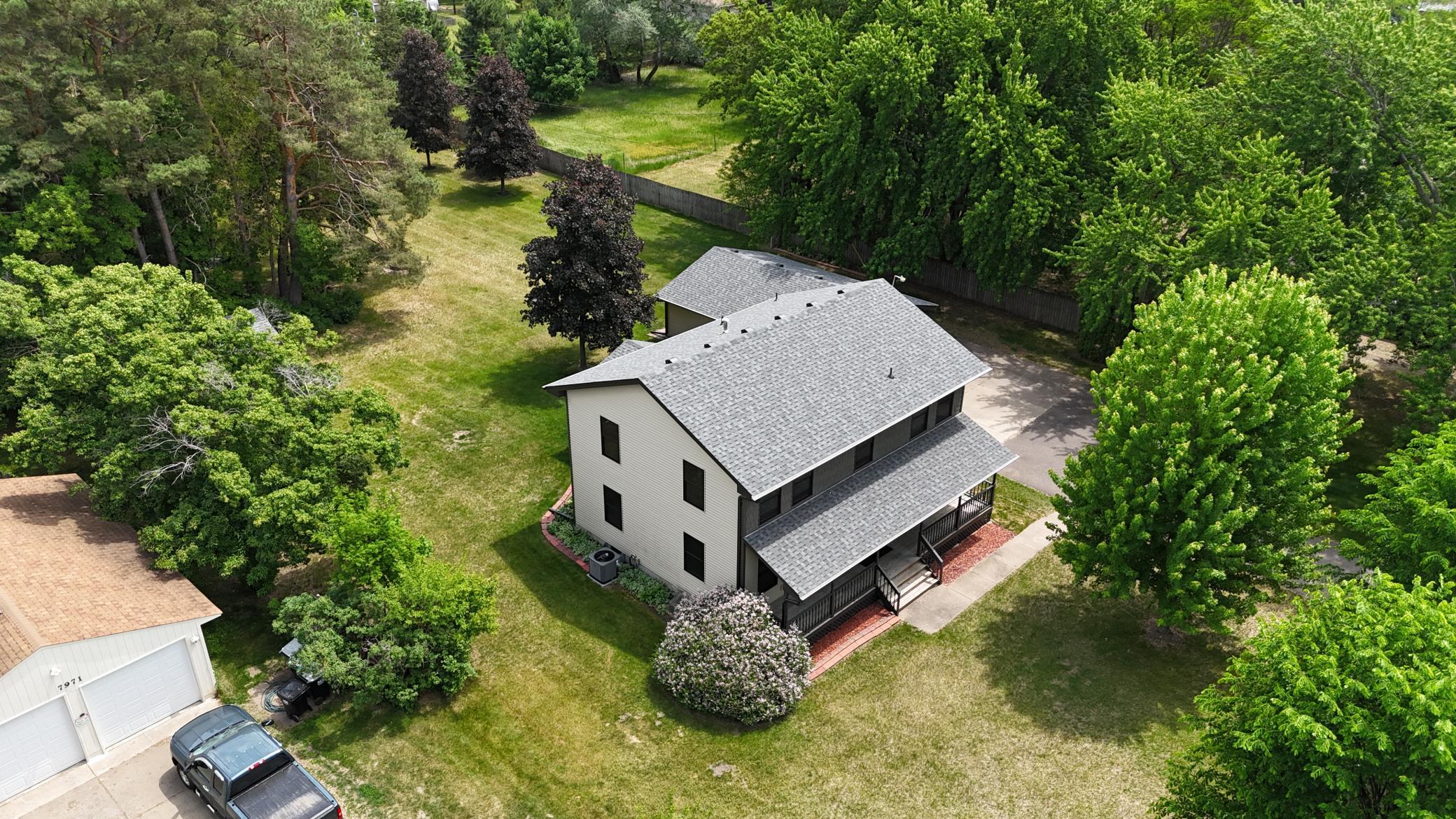 7953 Woodlawn Drive