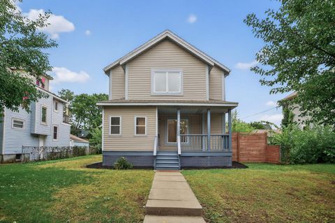 Photo of 3736 3rd Avenue S, Minneapolis, MN 55409 (MLS # 6812047)