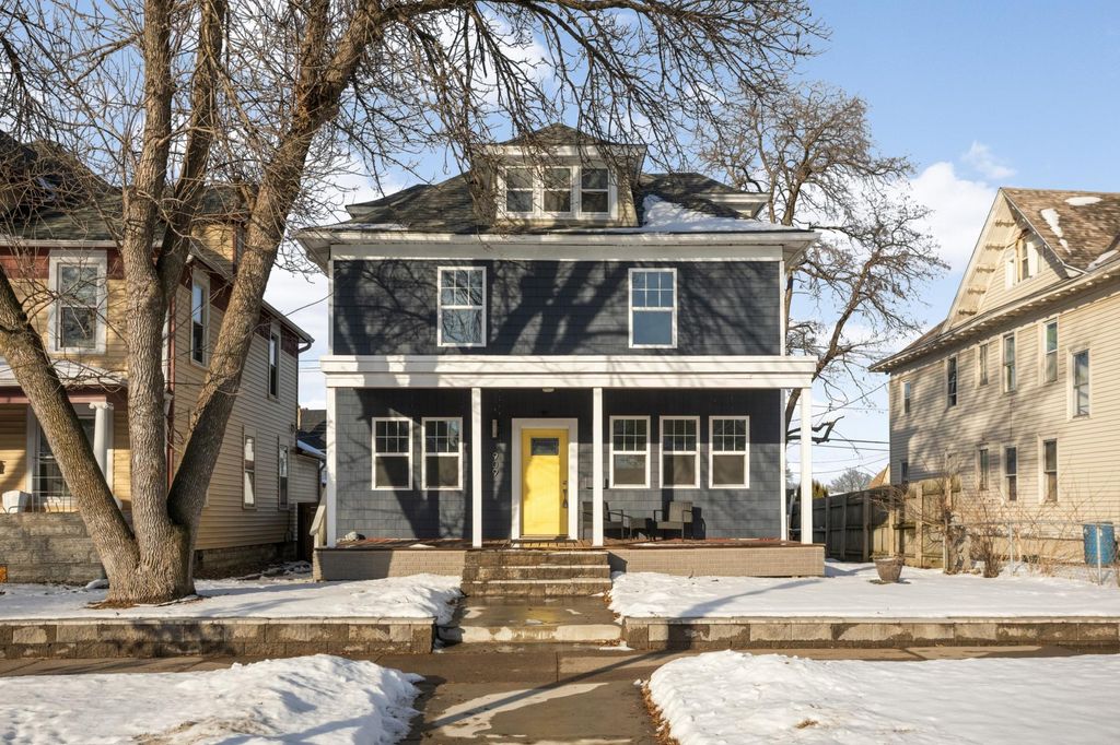 Photo of 909 Marshall Avenue, Saint Paul, MN 55104 (MLS # 7005466)
