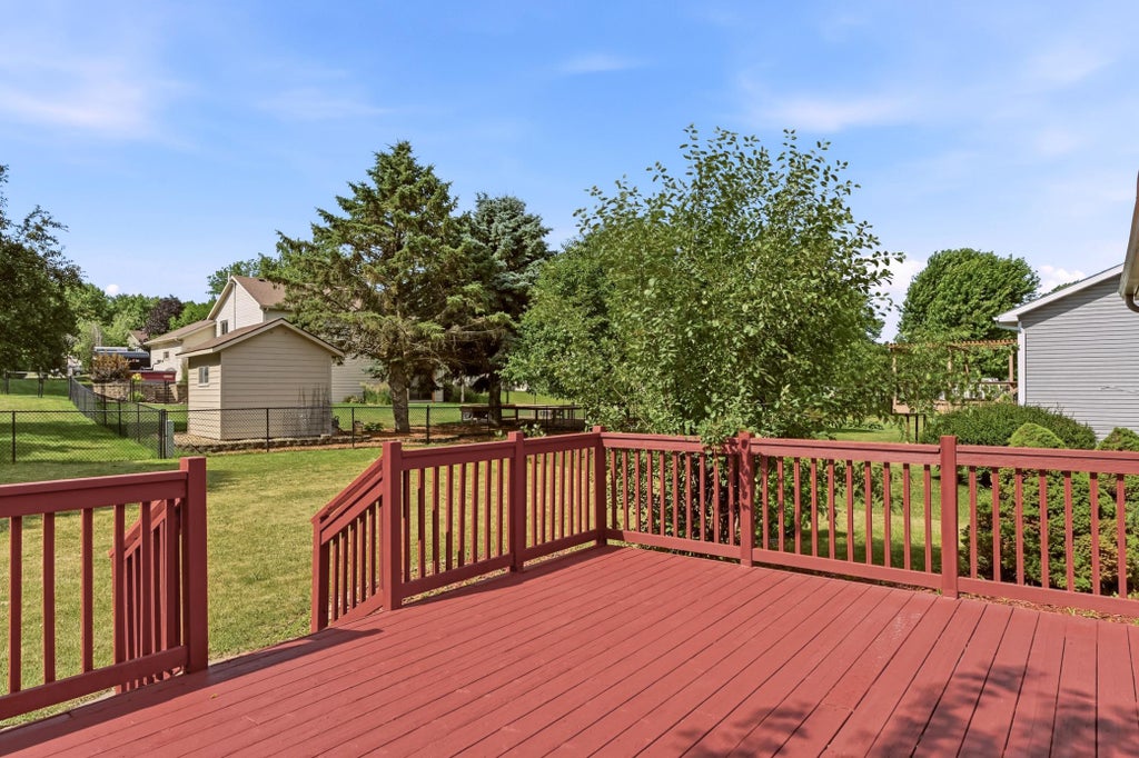 Photo of 3328 Dorset Lane NW, Rochester, MN 55901 (MLS # 7101973)