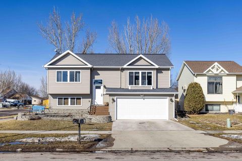 1625 35th Avenue S Fargo ND 58104