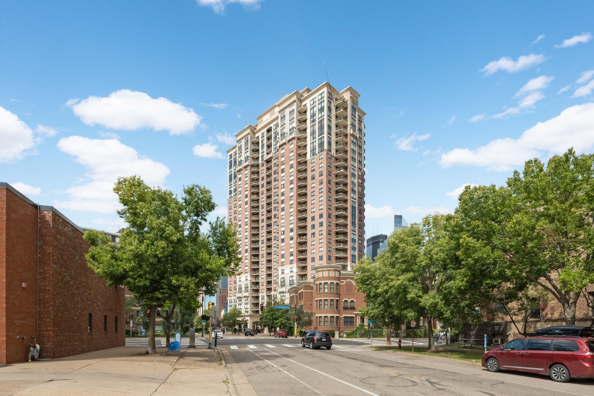 500 E Grant Street 1110