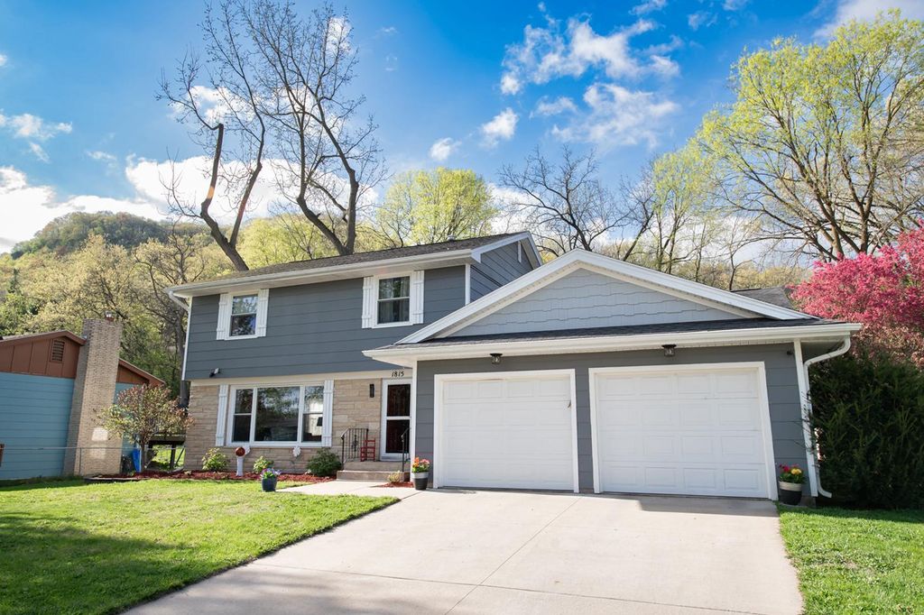 Photo of 1815 Edgewood Road, Winona, MN 55987 (MLS # 7063654)