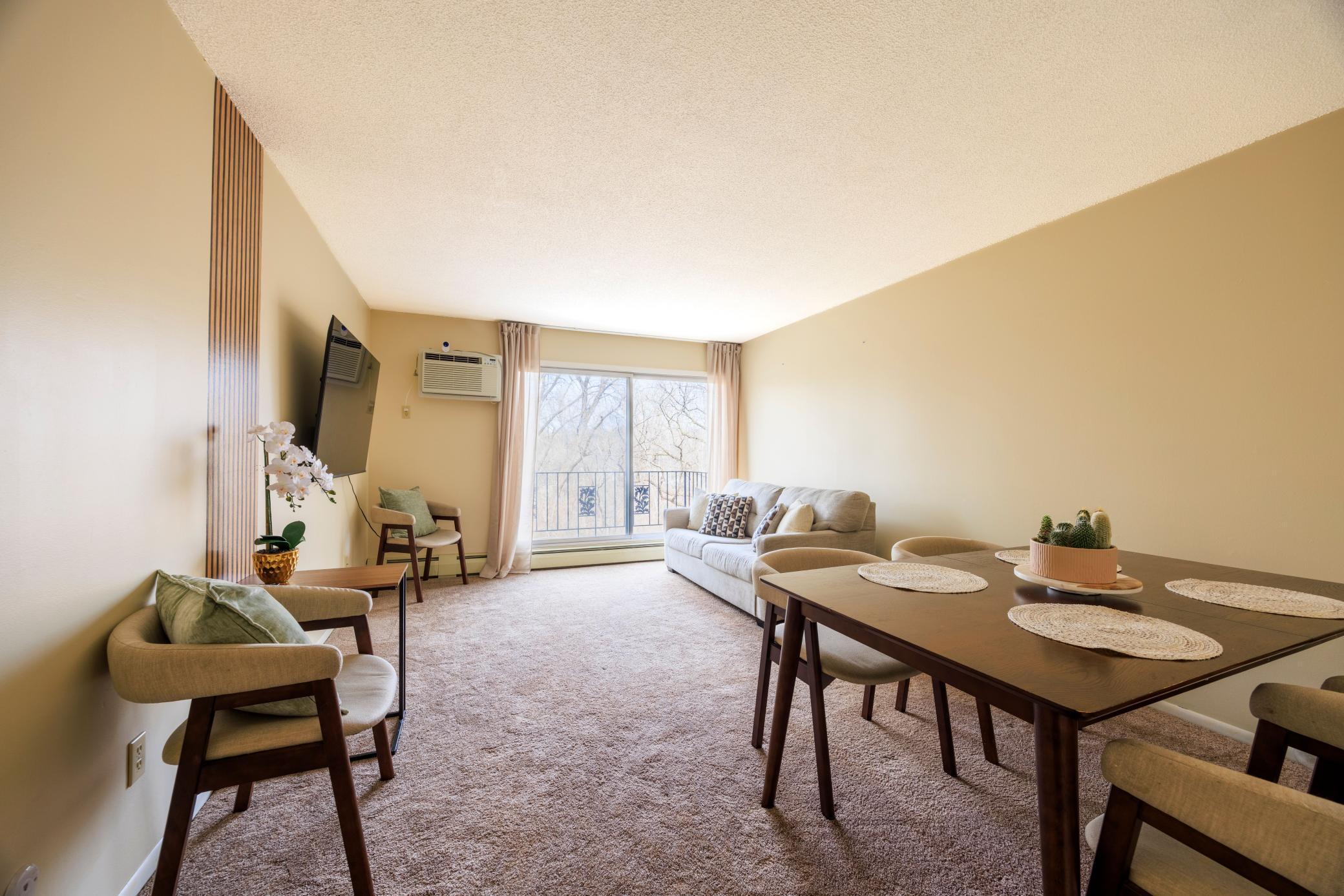 183 Little Canada Road E 310