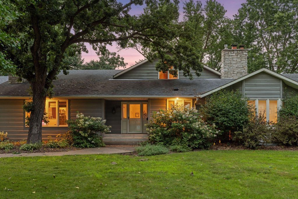 Photo of 5816 Northwood Drive, Edina, MN 55436 (MLS # 7002950)