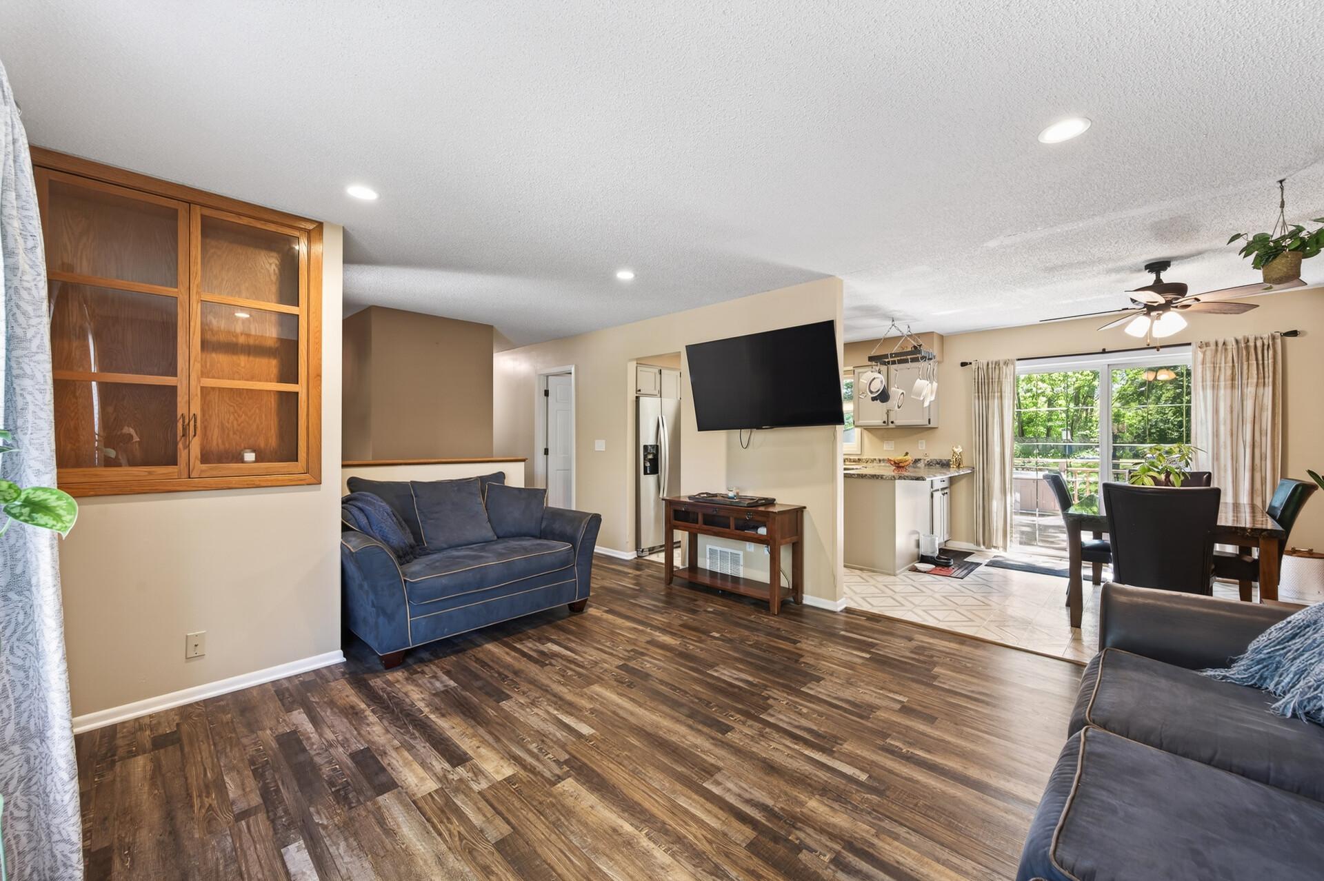 128 Birchwood Drive N