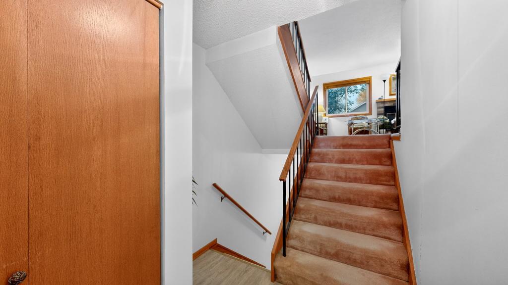 29 Elton Ridge Court NW
