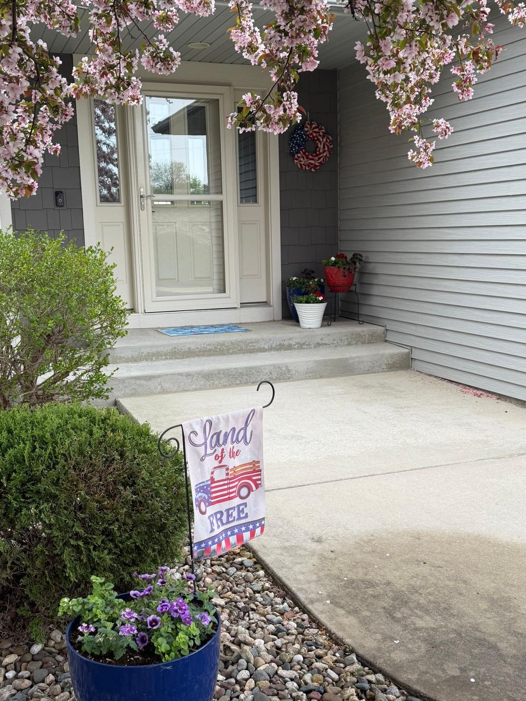 Photo of 1498 Willow Point Lane SW, Rochester, MN 55902 (MLS # 7071287)