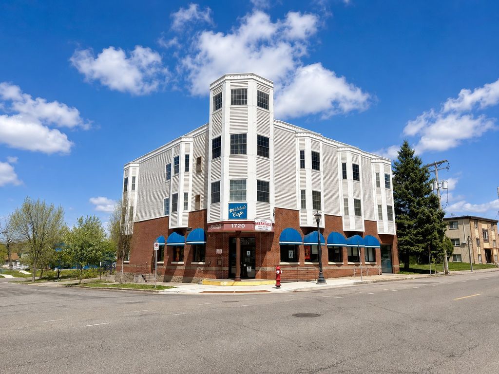 Photo of 1720 Glenwood Avenue, Minneapolis, MN 55405 (MLS # 7065912)
