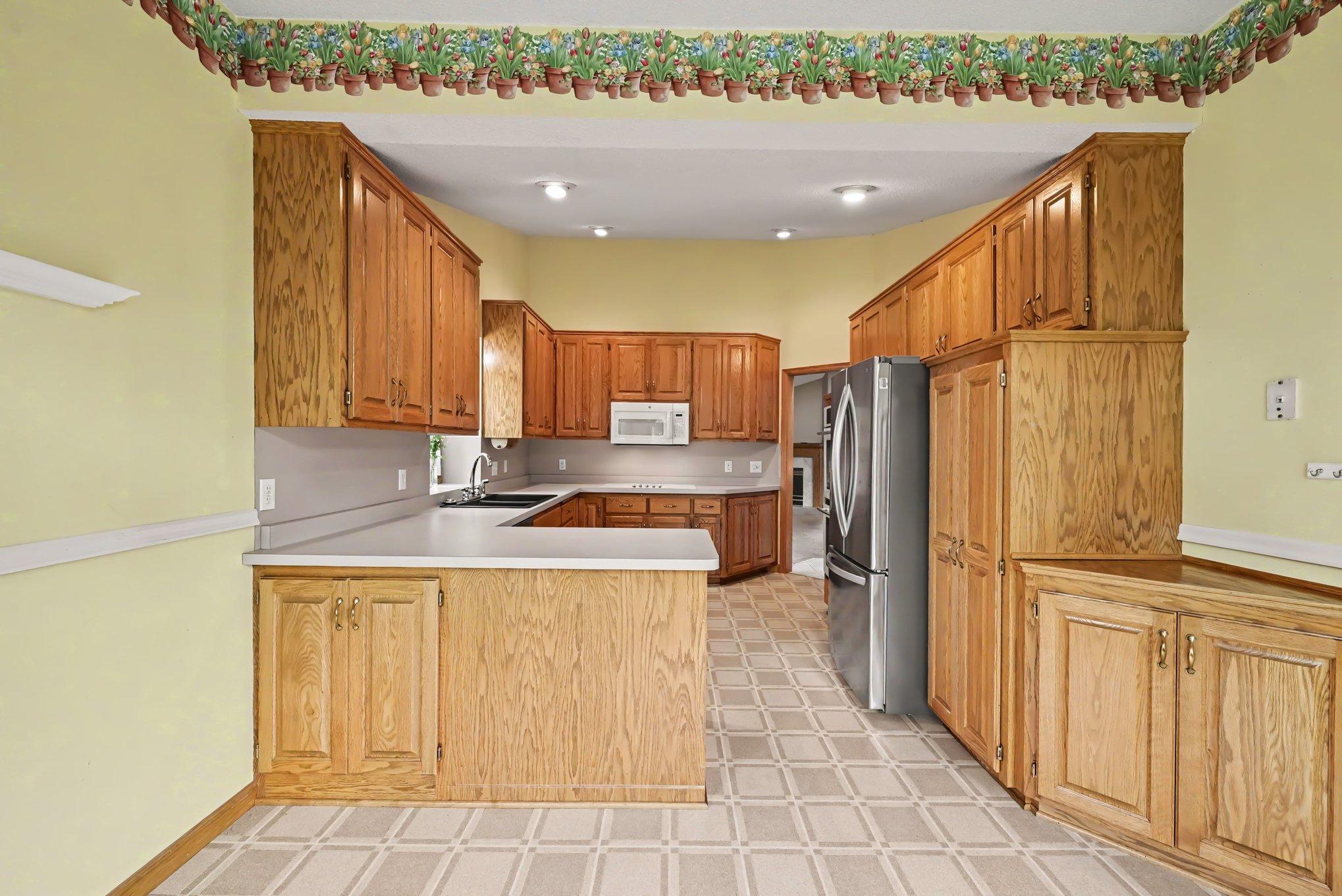 3028 Highpointe Curve
