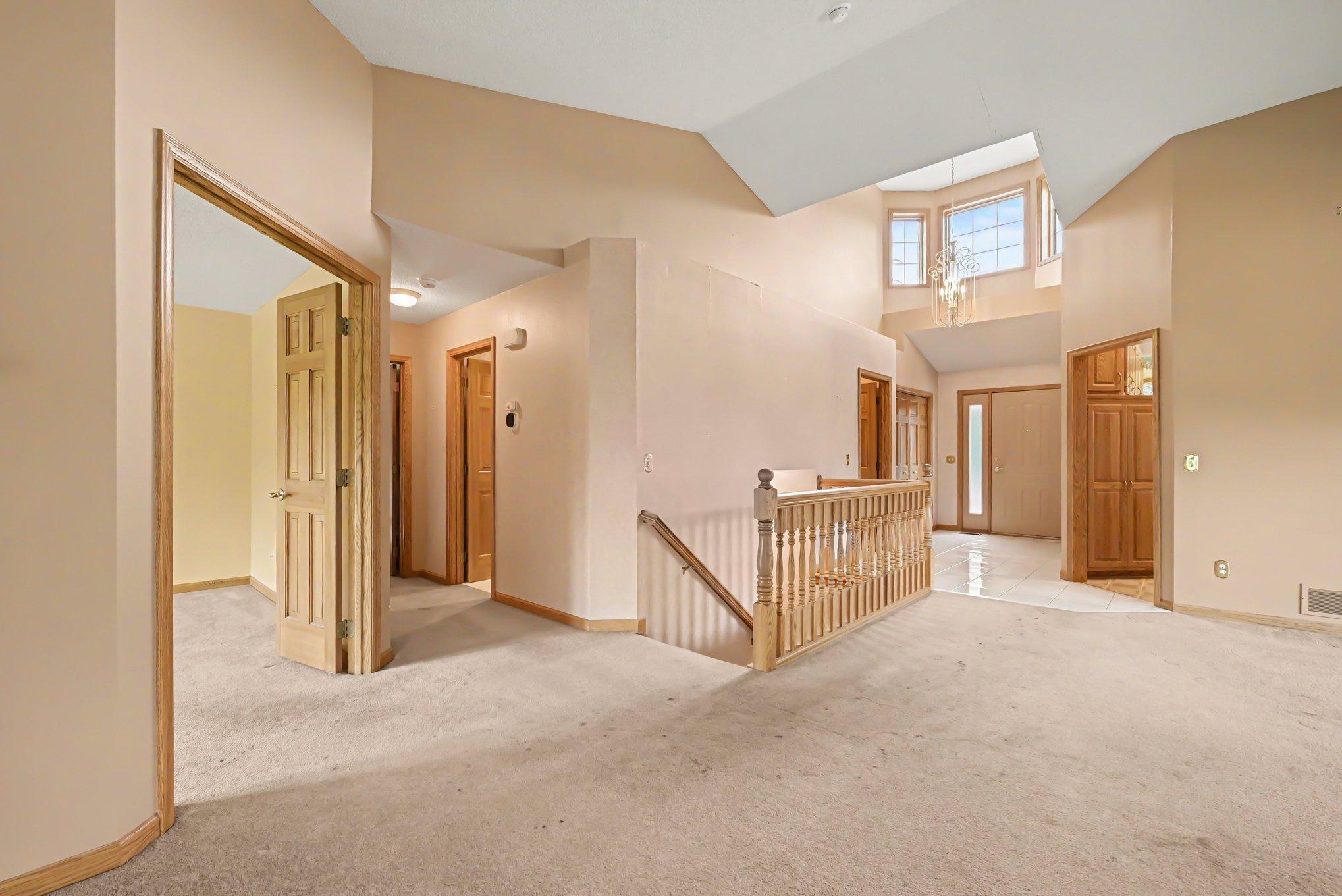 3028 Highpointe Curve