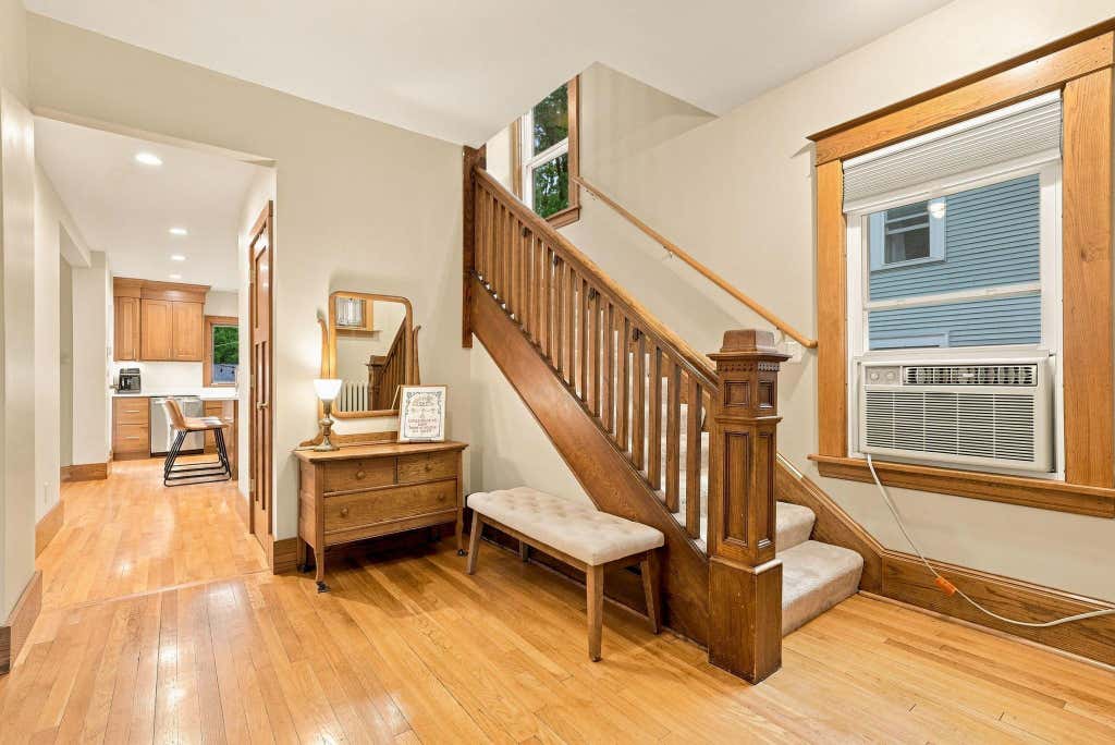 Photo of 718 Manomin Avenue, Saint Paul, MN 55107 (MLS # 7122004)