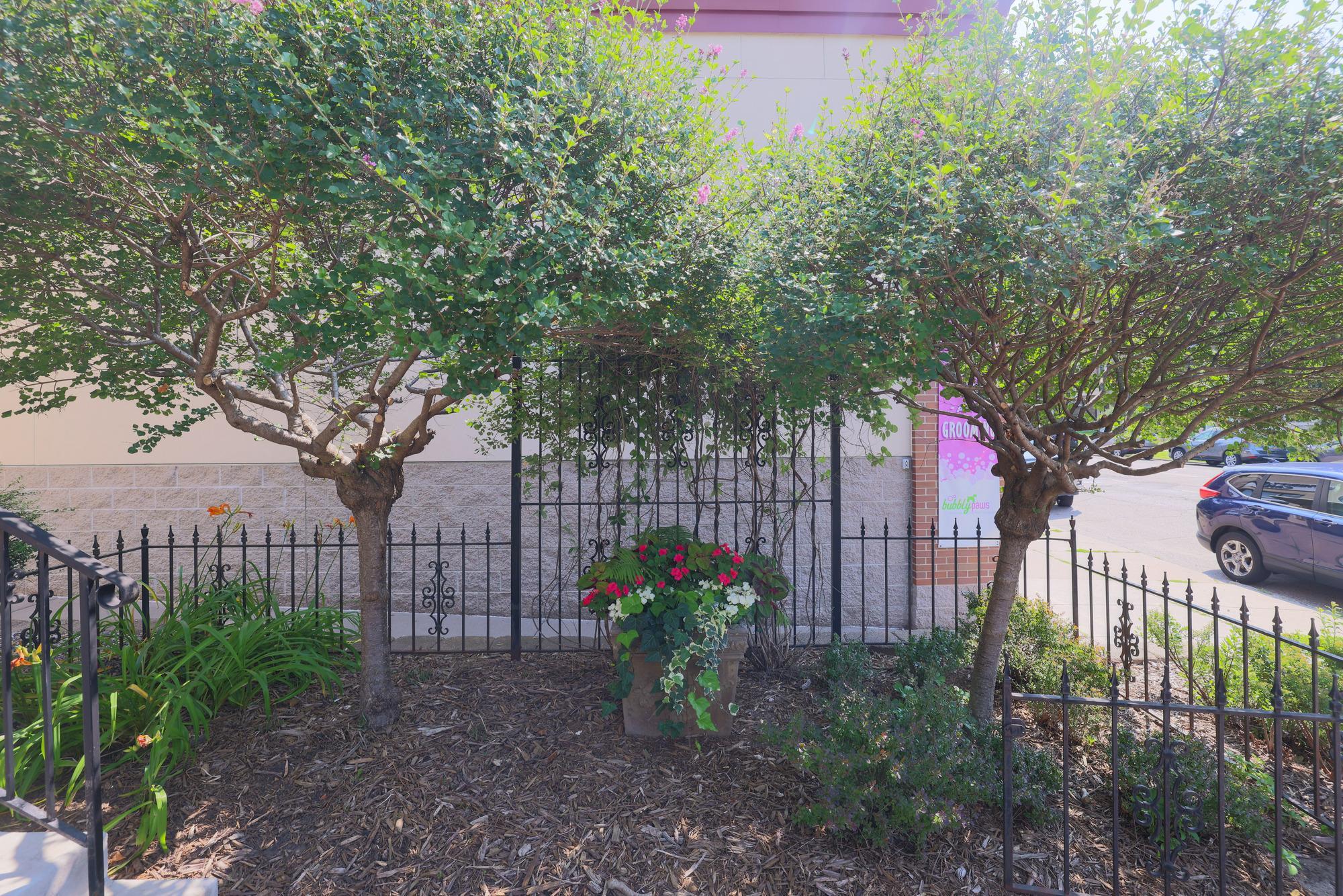 951 Grand Avenue