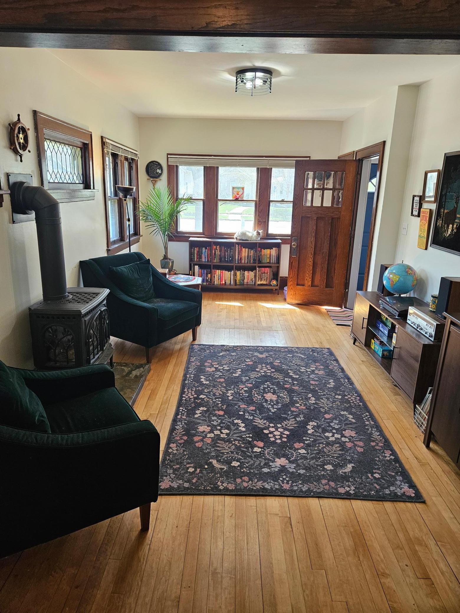 4225 Minnehaha Avenue