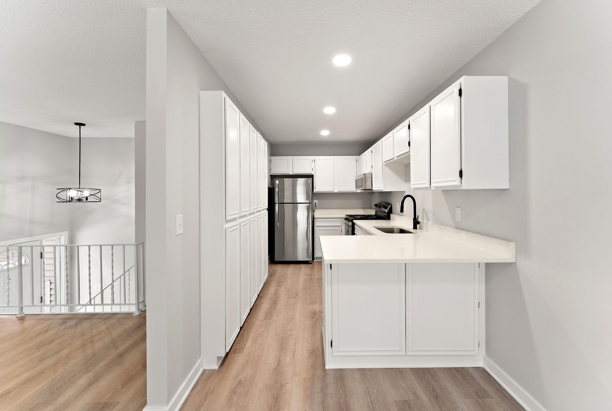 1199 Timbershore Lane