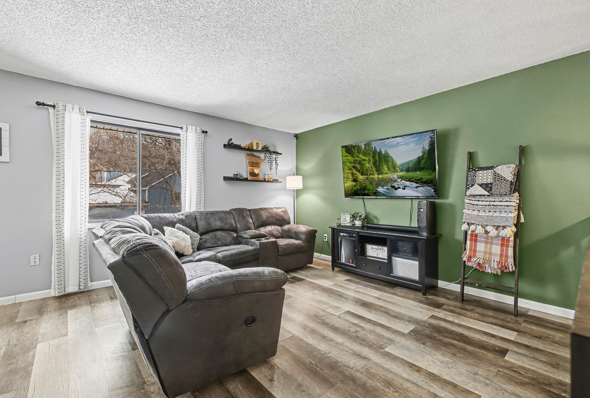 13019 Oliver Avenue S