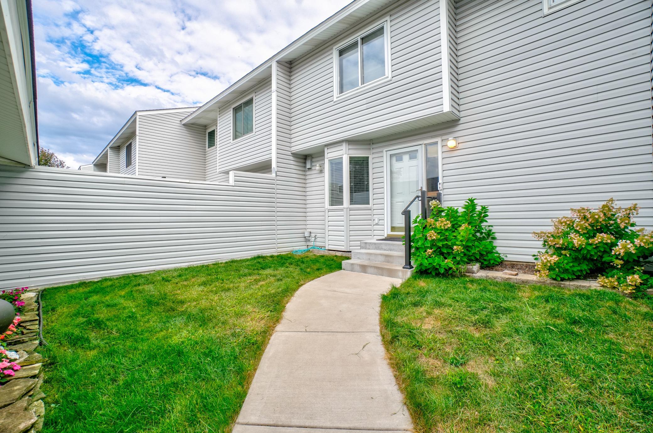 2174 Tower Court