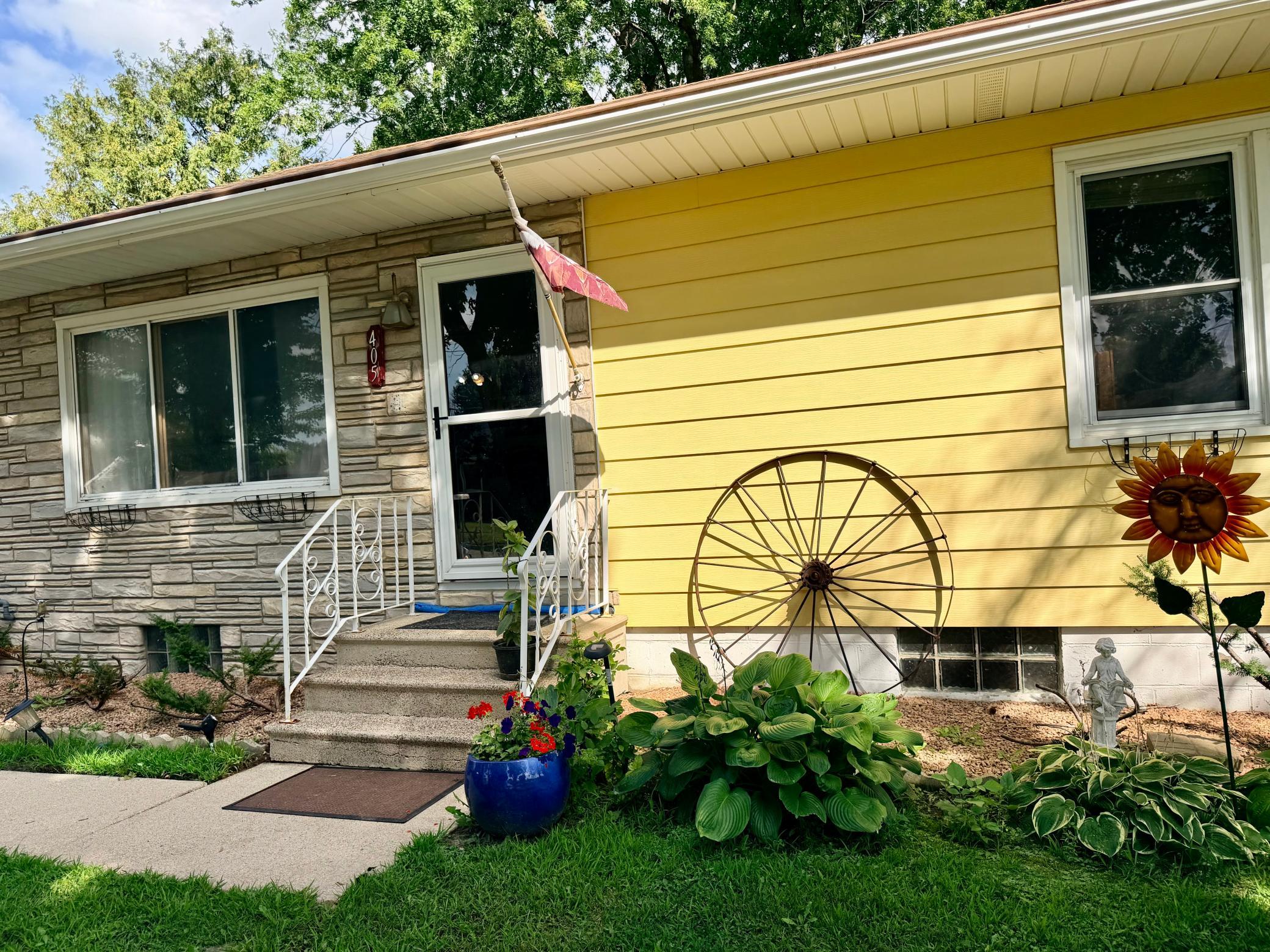 405 SE 15th Street SE