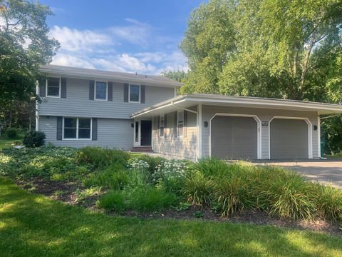 14 Dove Lane North Oaks MN 55127