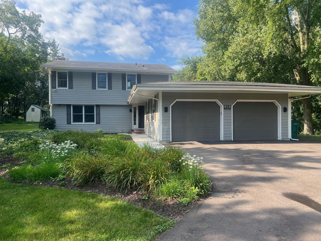 Photo of 14 Dove Lane, North Oaks, MN 55127 (MLS # 6783083)